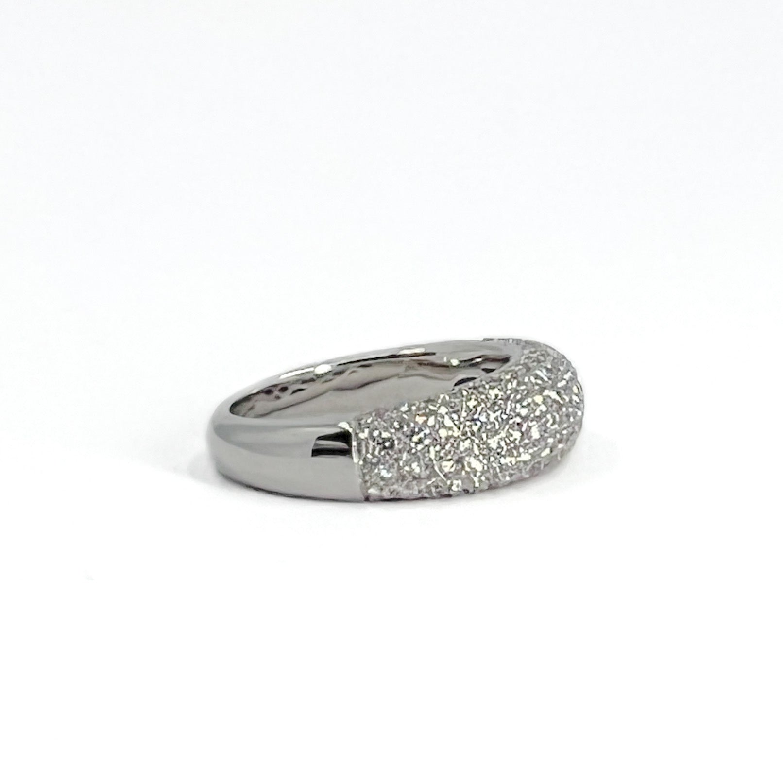 Diamond Pave Band