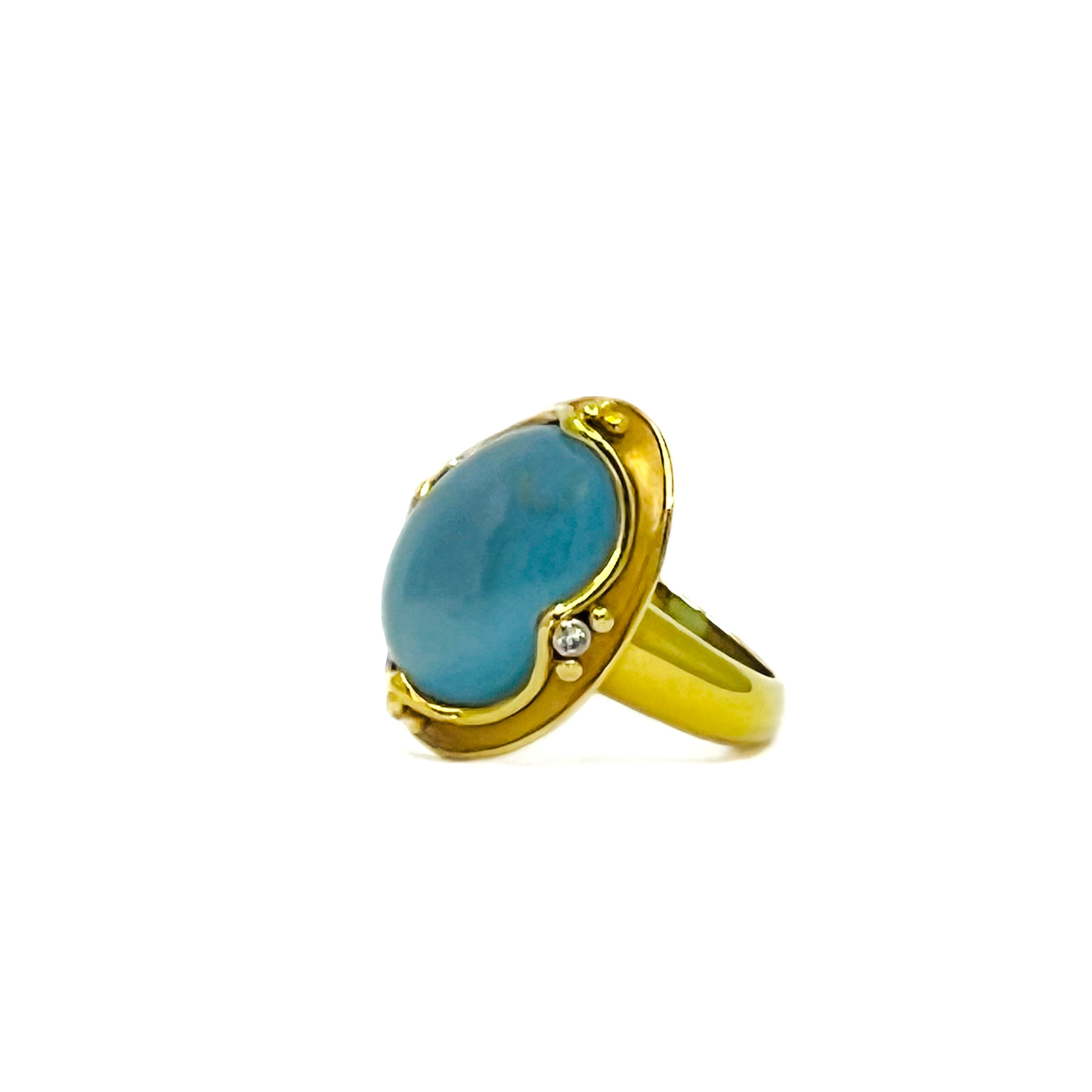 Yellow Gold and Aquamarine Ring