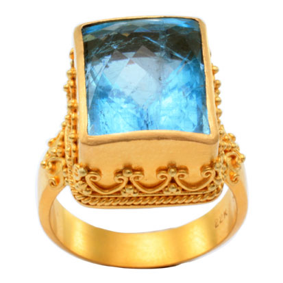 22kt Yellow Gold and Aquamarine Ring